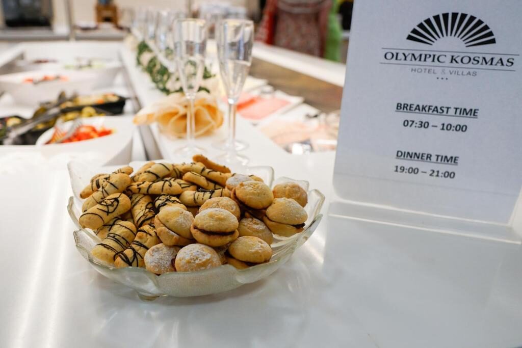 Готель - Olympic Kosmas 8