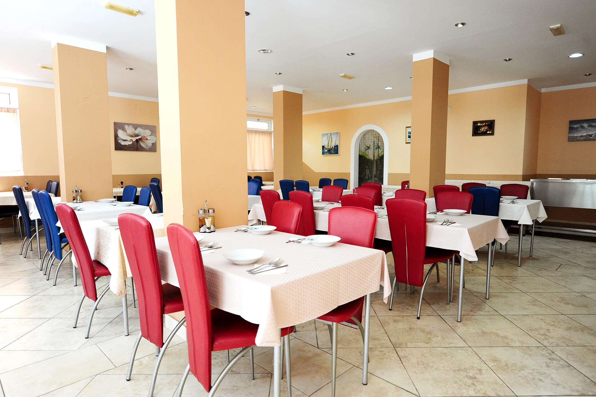 rio_budva_hotel_zavtrak.jpg