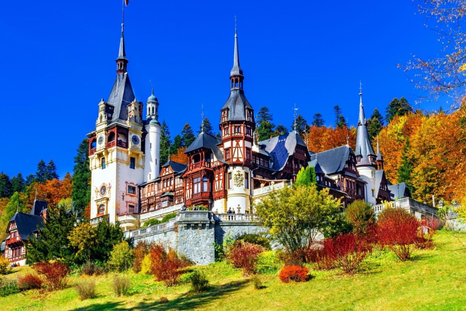 Румунія-Замку-Пелеш-1.jpeg